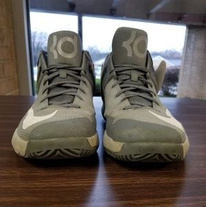 Nike Air Zoom KD Trey 5 IV Basketball Shoes - size